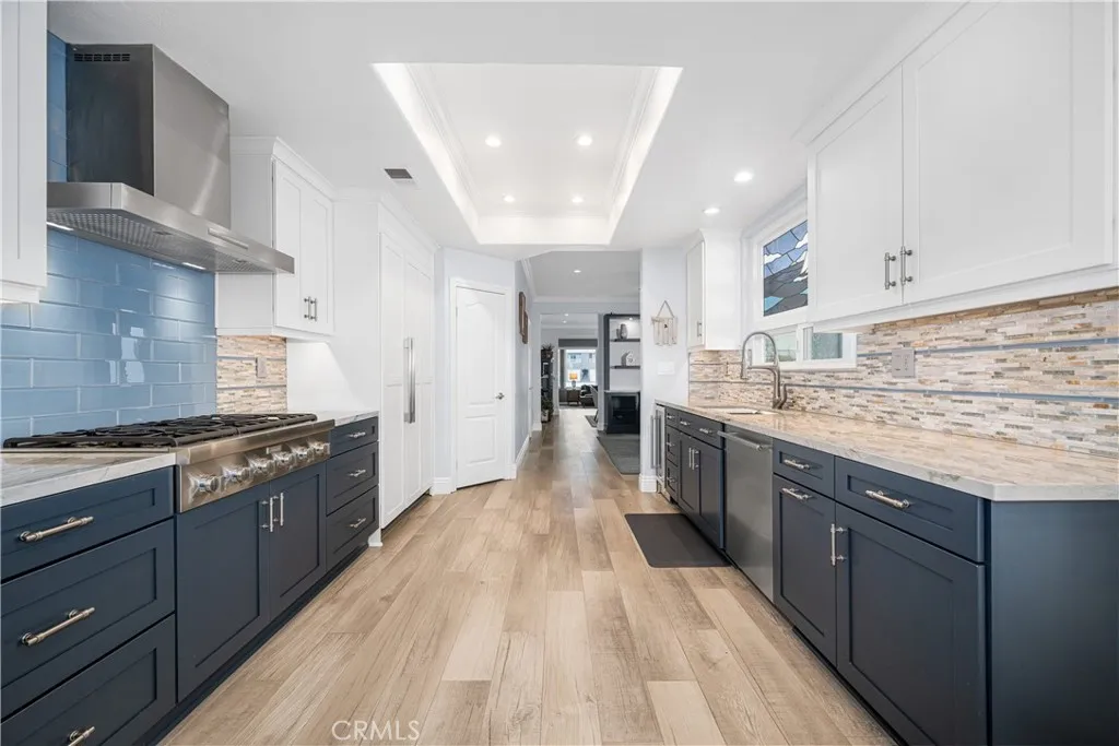1713 Electric Avenue, Seal Beach, California 90740 home-pic-26