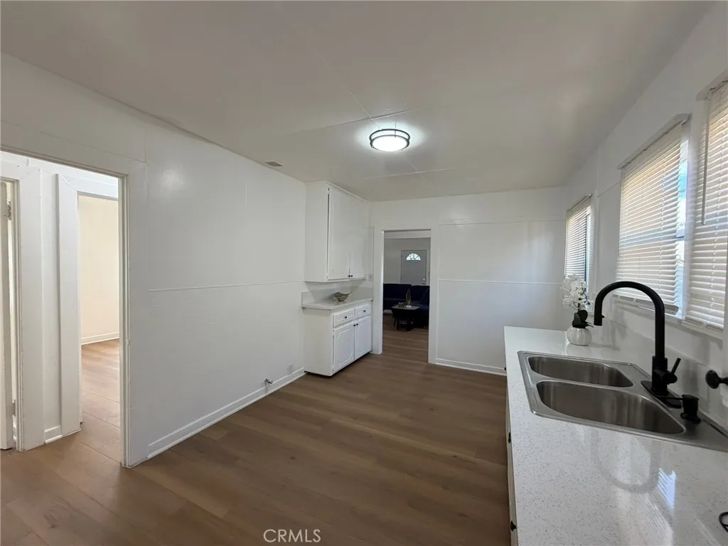 5142 S 4th Avenue, Los Angeles, California 90043 home-pic-6