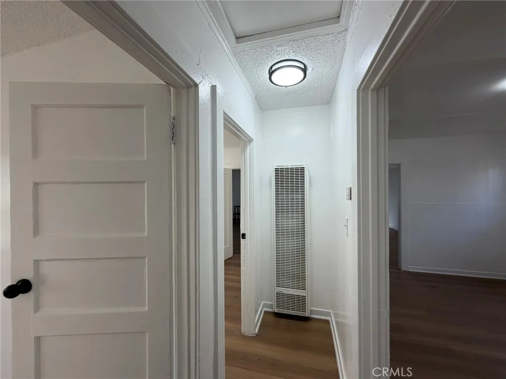 5142 S 4th Avenue, Los Angeles, California 90043 home-pic-12