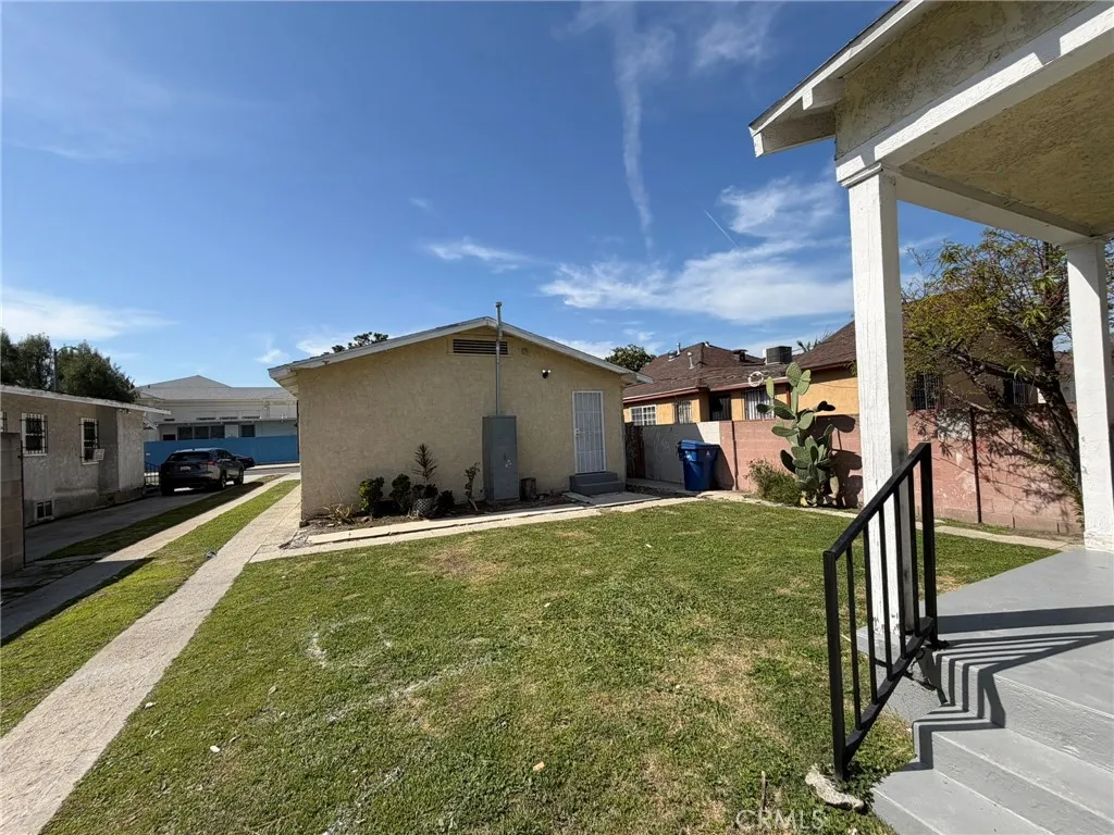 5142 S 4th Avenue, Los Angeles, California 90043 home-pic-20