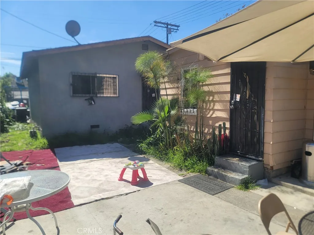 632 E 45th, Los Angeles, California 90011 home-pic-5
