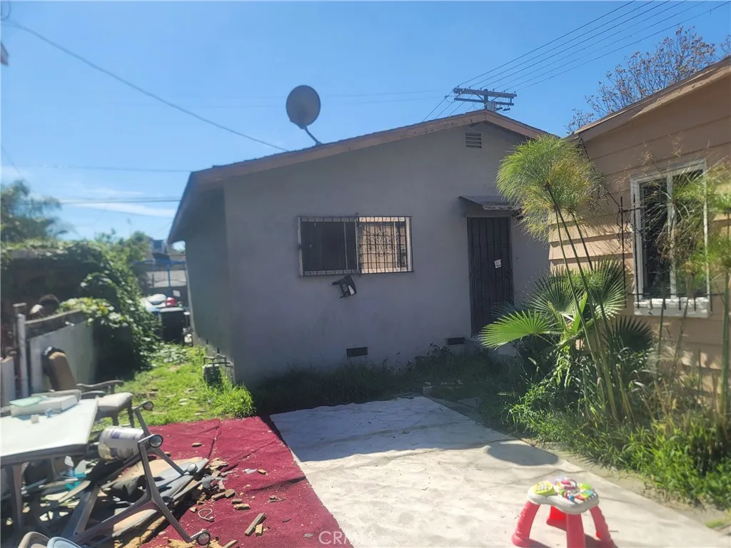 632 E 45th, Los Angeles, California 90011 home-pic-9