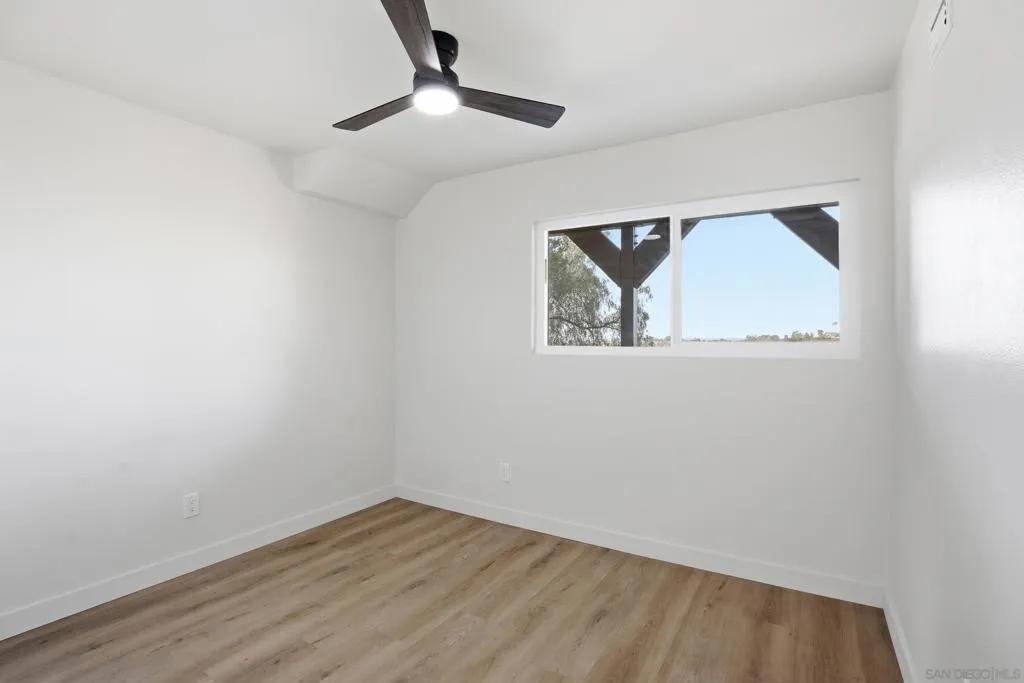 589 E J Street, Chula Vista, California 91910 home-pic-37