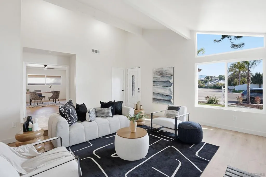 589 E J Street, Chula Vista, California 91910 home-pic-12