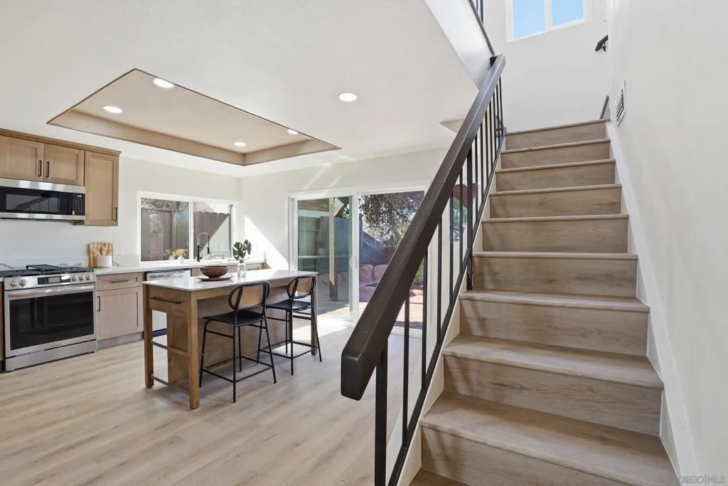 589 E J Street, Chula Vista, California 91910 home-pic-11