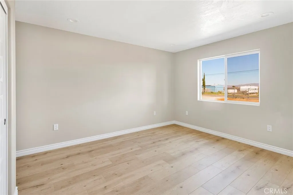 10704 11th Ave., Hesperia, California 92345 home-pic-24