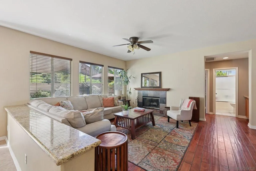 940 Sullivan Ct, Chula Vista, California 91911 home-pic-3