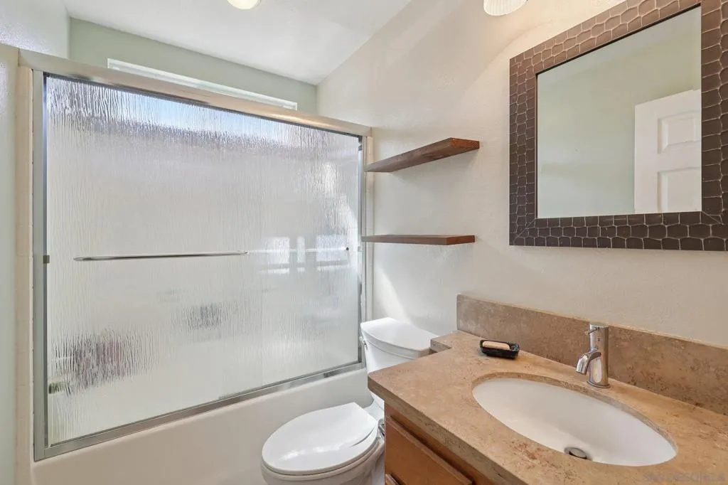 940 Sullivan Ct, Chula Vista, California 91911 home-pic-27