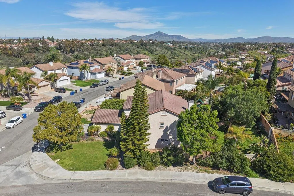 940 Sullivan Ct, Chula Vista, California 91911 home-pic-52