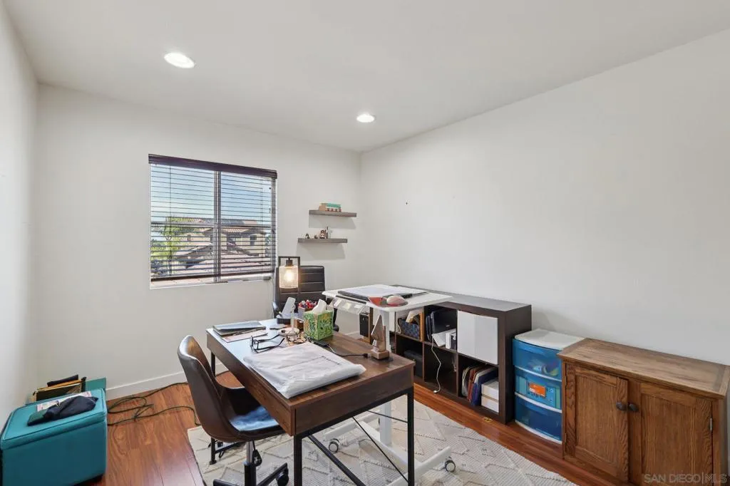 940 Sullivan Ct, Chula Vista, California 91911 home-pic-32