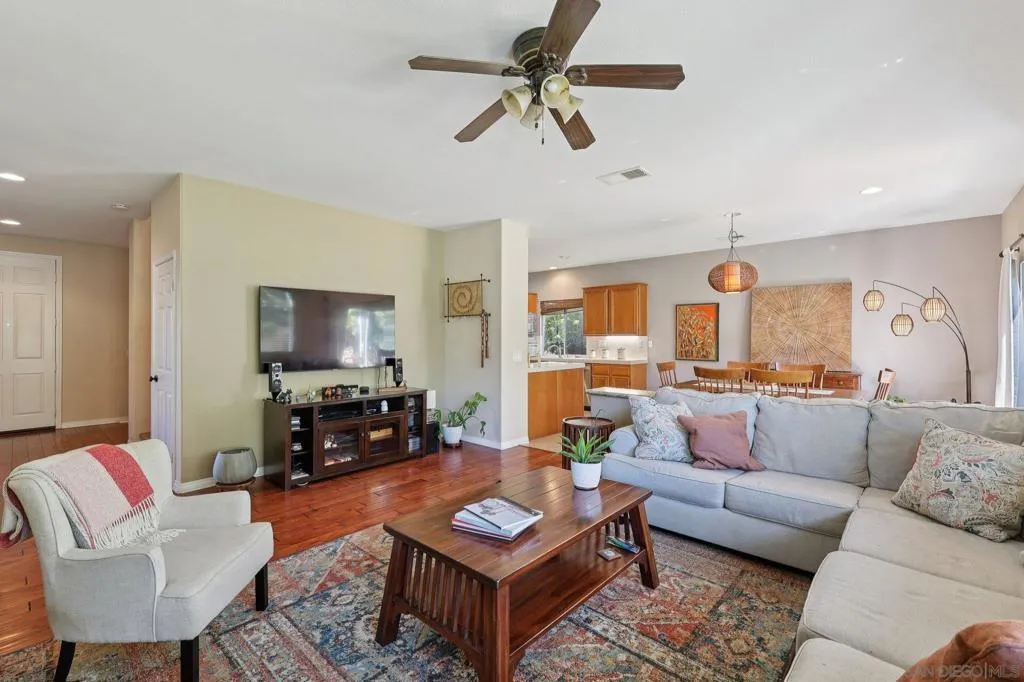 940 Sullivan Ct, Chula Vista, California 91911 home-pic-10