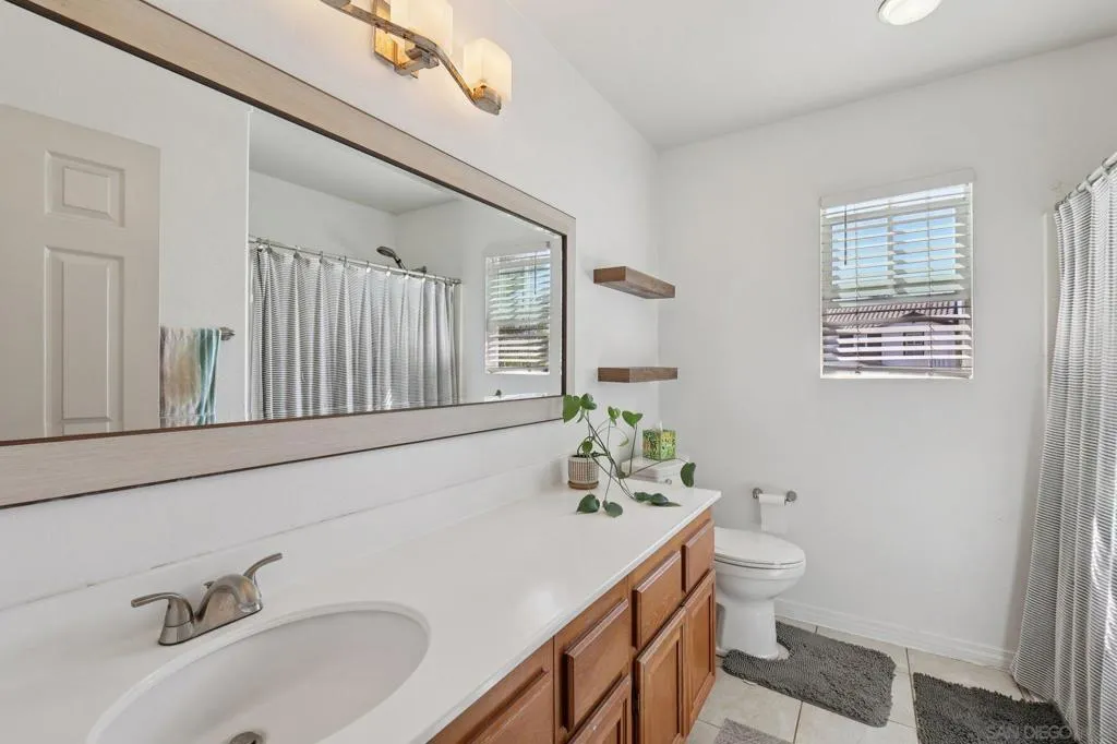 940 Sullivan Ct, Chula Vista, California 91911 home-pic-31