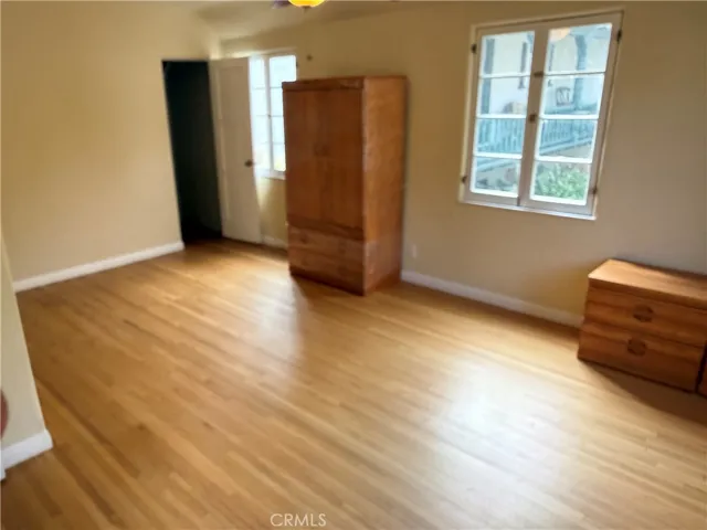 1437 Greenfield Avenue, Los Angeles, California 90025