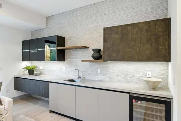 1127 Hillslope Place, Los Altos, California 94024