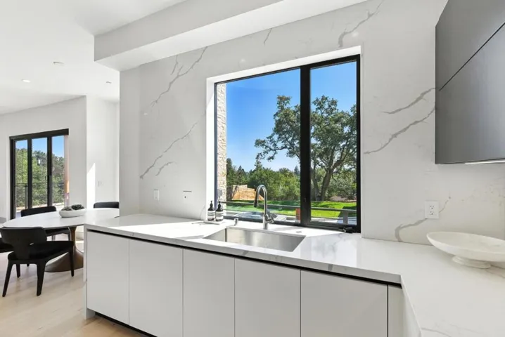 1127 Hillslope Place, Los Altos, California 94024