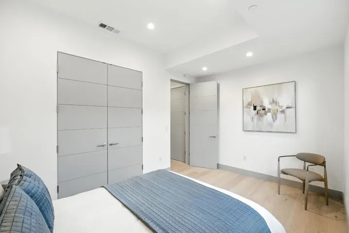 1127 Hillslope Place, Los Altos, California 94024