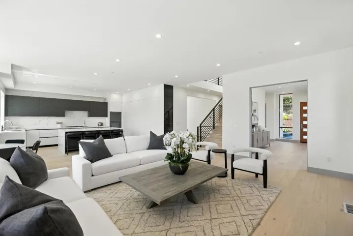1127 Hillslope Place, Los Altos, California 94024