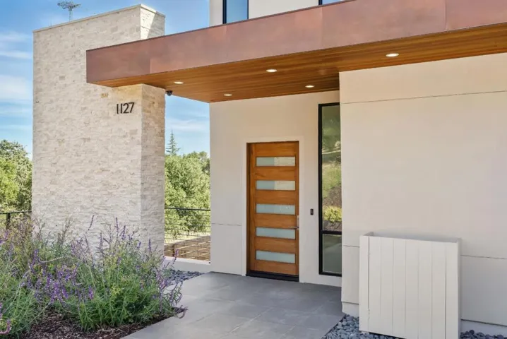 1127 Hillslope Place, Los Altos, California 94024