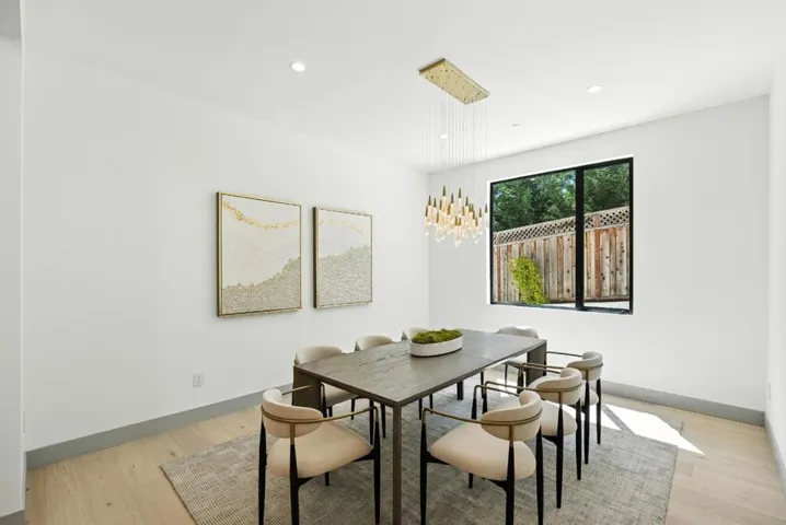 1127 Hillslope Place, Los Altos, California 94024