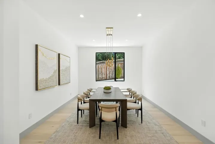1127 Hillslope Place, Los Altos, California 94024