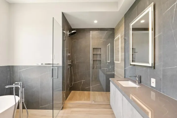 1127 Hillslope Place, Los Altos, California 94024