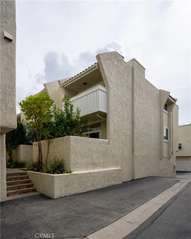 423 2nd, Hermosa Beach, California 90254