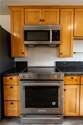 423 2nd, Hermosa Beach, California 90254