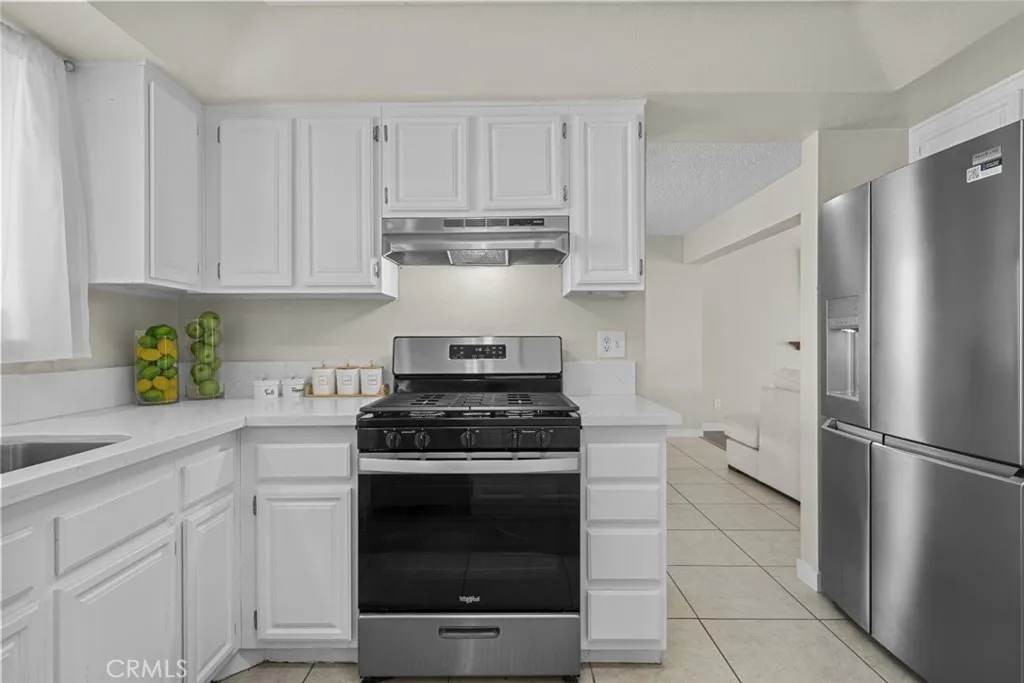 5389 Evergem Avenue, Palmdale, California 93552 home-pic-25