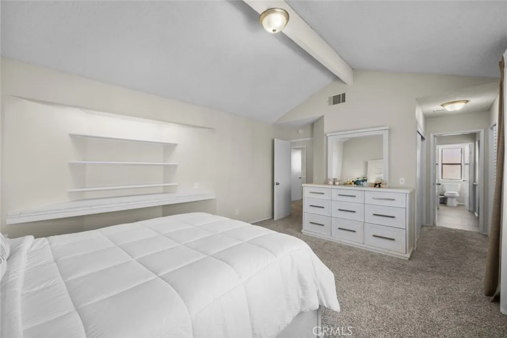 5389 Evergem Avenue, Palmdale, California 93552 home-pic-35