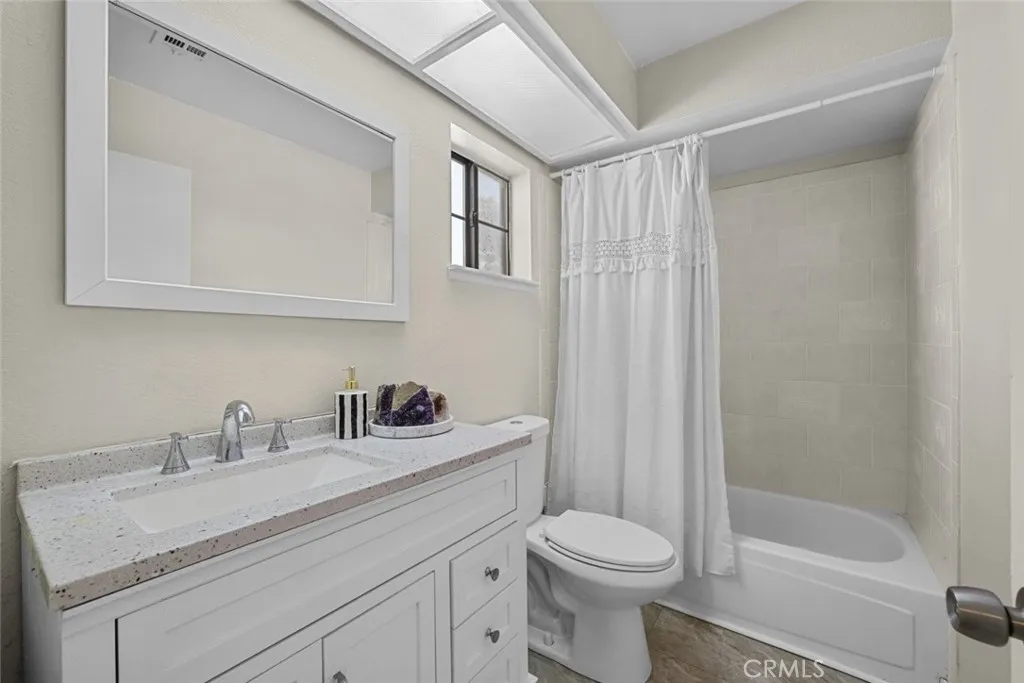 5389 Evergem Avenue, Palmdale, California 93552 home-pic-44