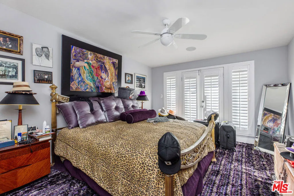 4968 Queen Florence Lane, Woodland Hills, California 91364 home-pic-20