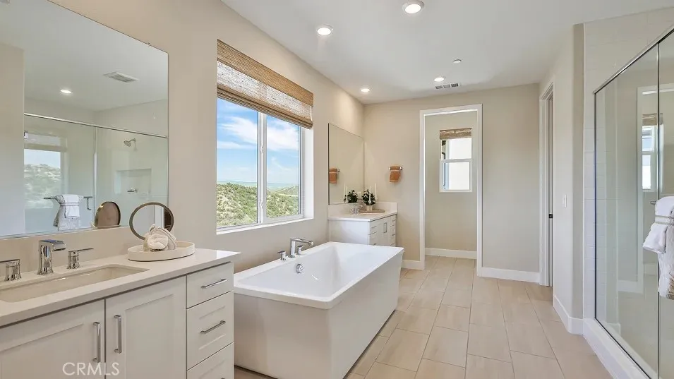24408 Camino Oceano, Valencia, California 91354 home-pic-15