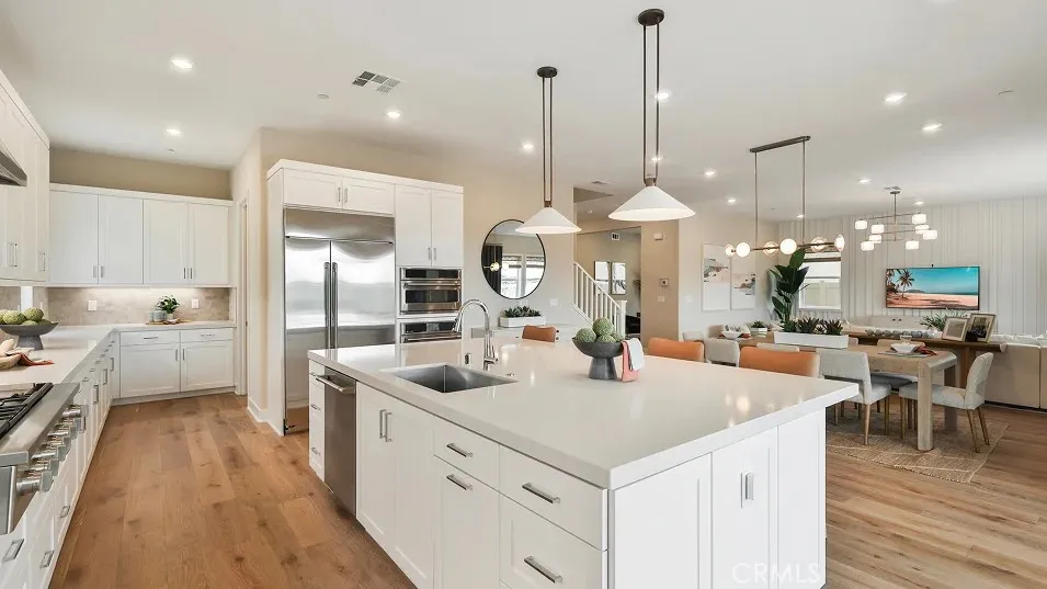 24408 Camino Oceano, Valencia, California 91354 home-pic-3