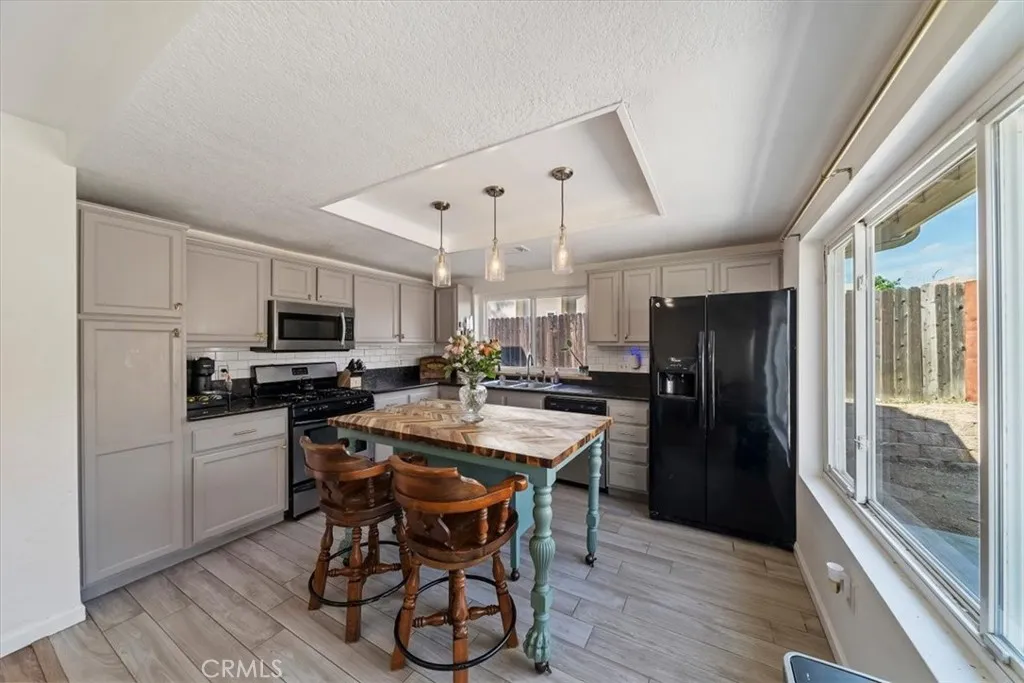 2544 Sunflower, San Bernardino, California 92407 home-pic-9