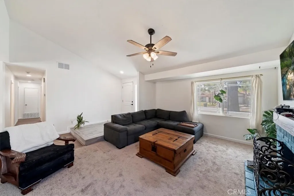 2544 Sunflower, San Bernardino, California 92407 home-pic-6