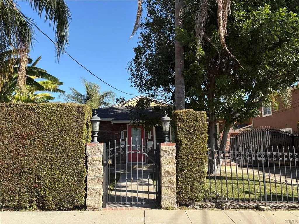 414 Ne Linda Rosa Ave 416, Pasadena, California 91107 home-pic-1