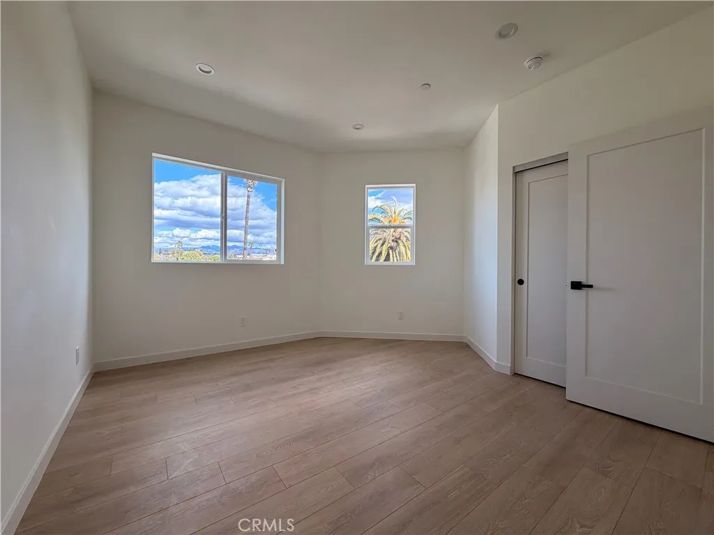 415 N La Fayette Park, Los Angeles, California 90026 home-pic-13
