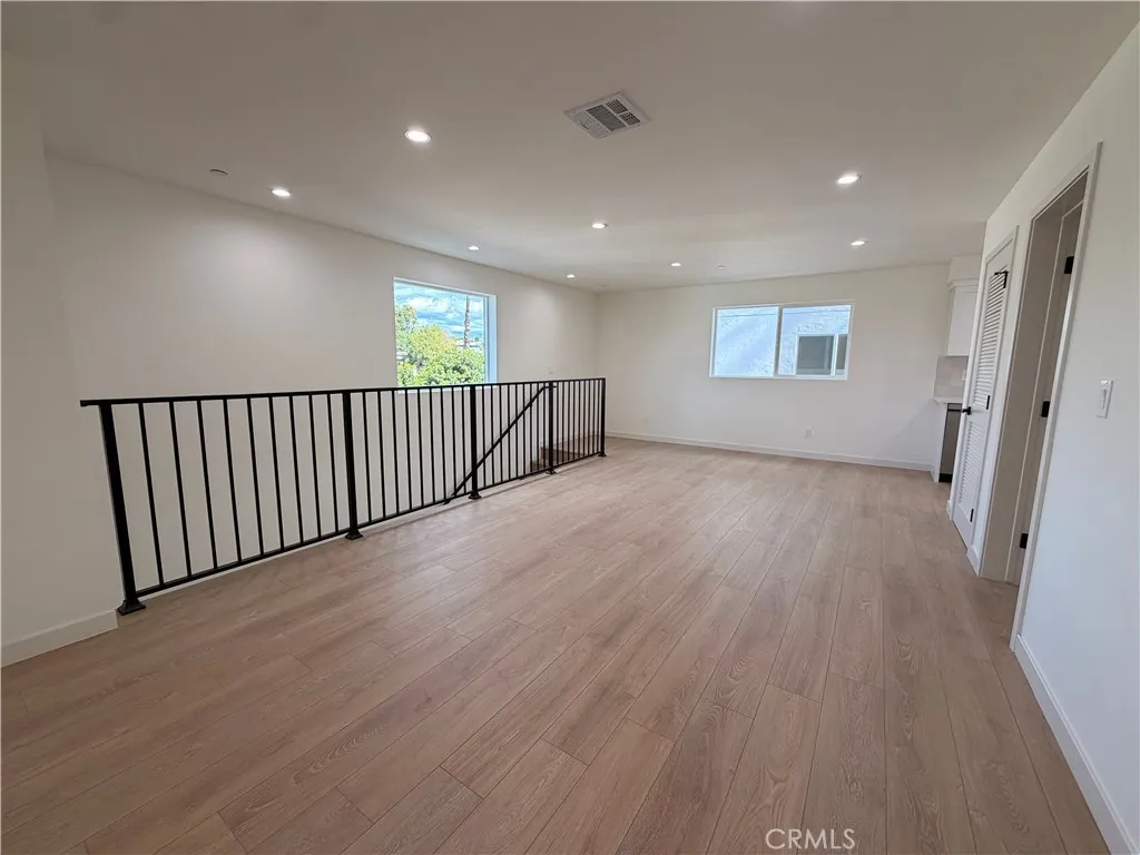 415 N La Fayette Park, Los Angeles, California 90026 home-pic-23