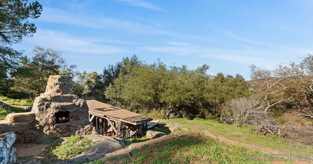 1819 Lilac Lane, Alpine, California 91901 home-pic-29