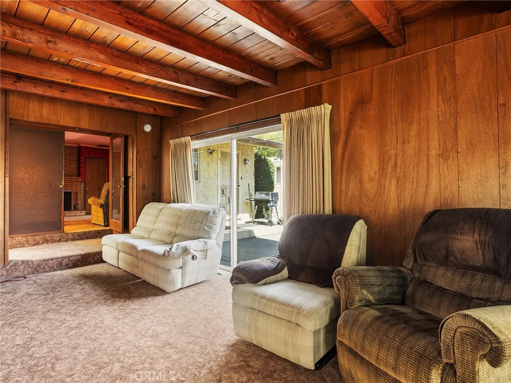236 W Providencia Avenue, Burbank, California 91502 home-pic-19