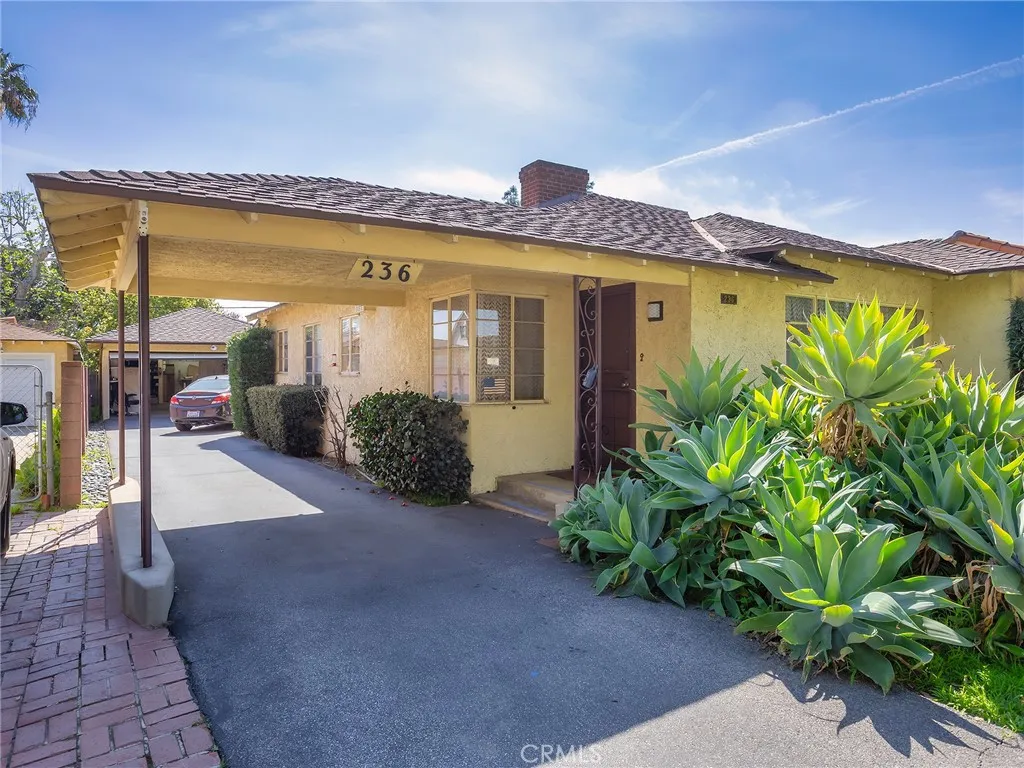 236 W Providencia Avenue, Burbank, California 91502 home-pic-43