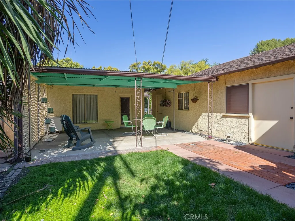 236 W Providencia Avenue, Burbank, California 91502 home-pic-33