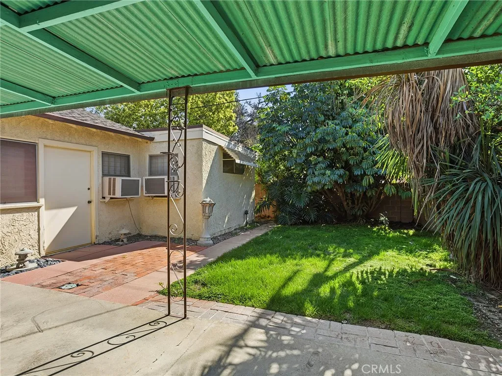 236 W Providencia Avenue, Burbank, California 91502 home-pic-35