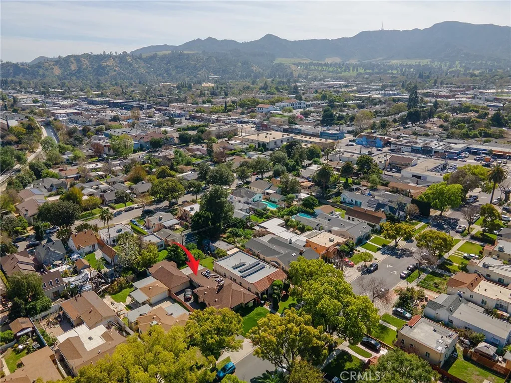 236 W Providencia Avenue, Burbank, California 91502 home-pic-55