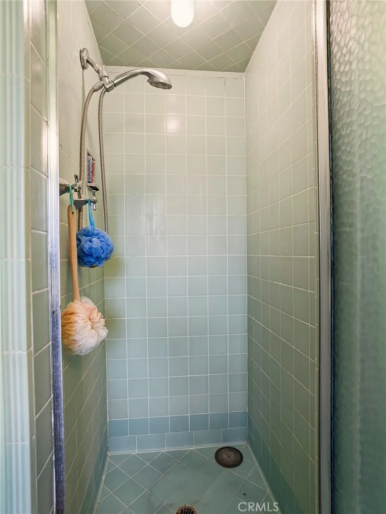 236 W Providencia Avenue, Burbank, California 91502 home-pic-23