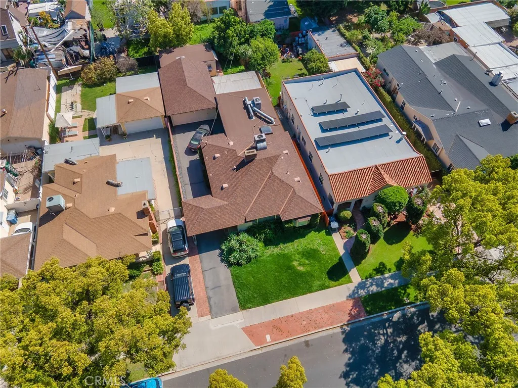 236 W Providencia Avenue, Burbank, California 91502 home-pic-47