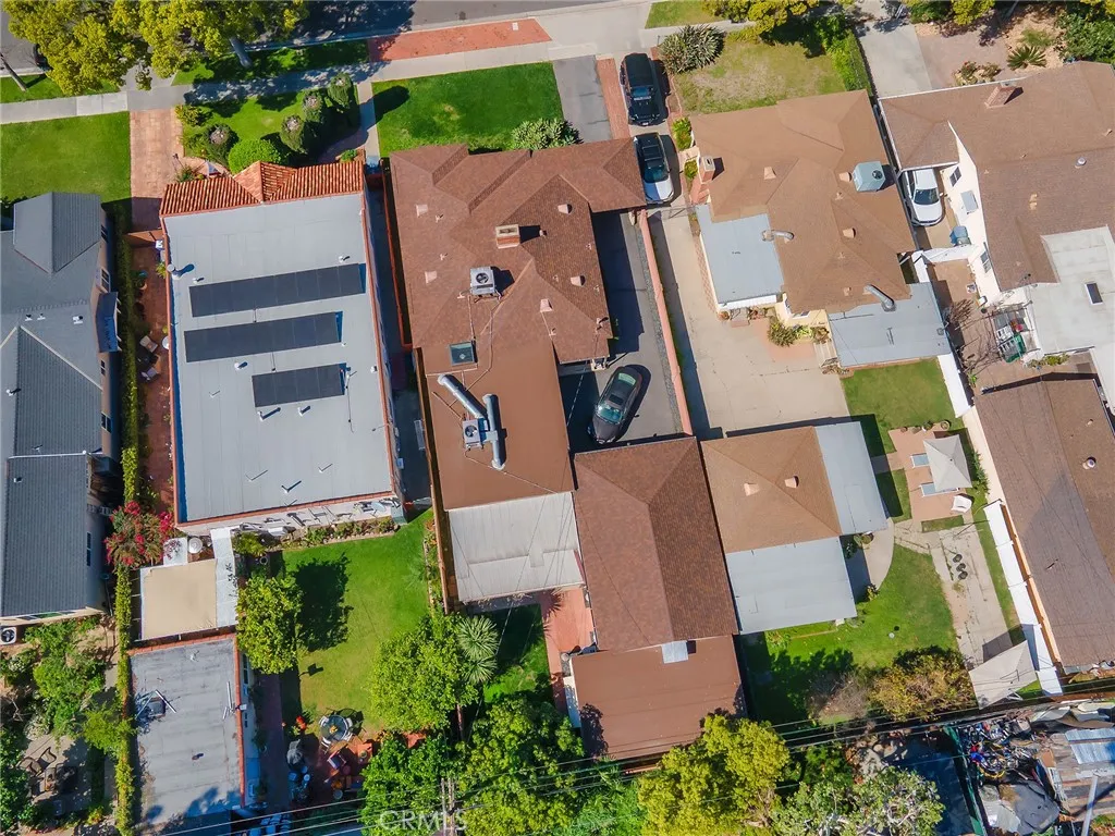 236 W Providencia Avenue, Burbank, California 91502 home-pic-50