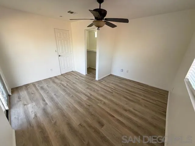 23930 Elsinore Lane, Menifee, California 92587 home-pic-18