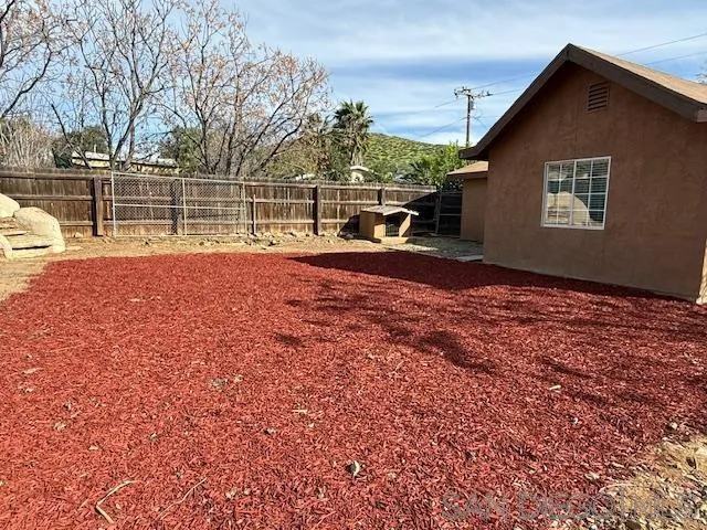 23930 Elsinore Lane, Menifee, California 92587 home-pic-5