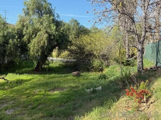 23930 Elsinore Lane, Menifee, California 92587 home-pic-4
